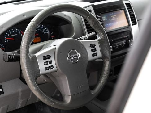 Used 2019 Nissan Frontier S RWD image 12