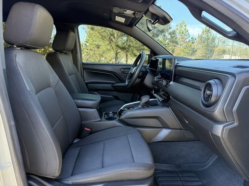 Used 2023 Chevrolet Colorado W/T w/ WT Convenience Package II image 33