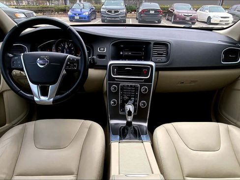Used 2015 Volvo S60 T5 Premier image 15