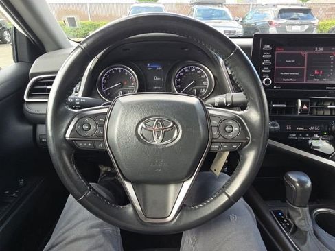 Used 2024 Toyota Camry SE FWD image 16