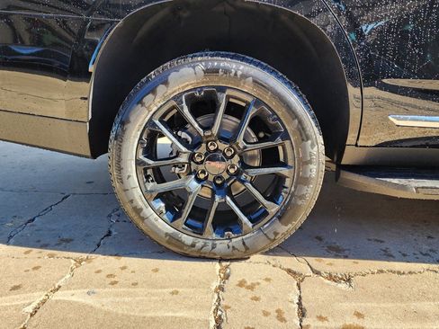 New 2026 GMC Yukon Elevation image 57