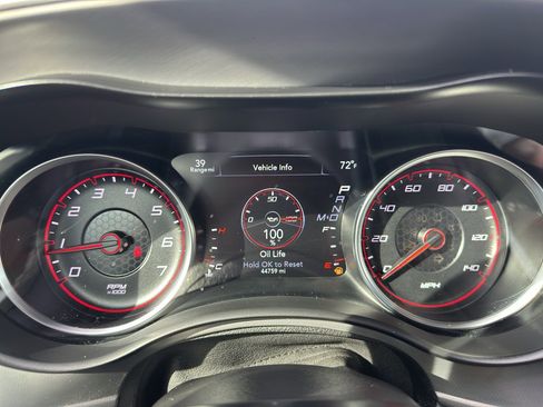 Used 2023 Dodge Charger SXT image 13