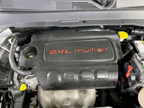 Used 2022 Jeep Compass Latitude AWD/4WD image 27