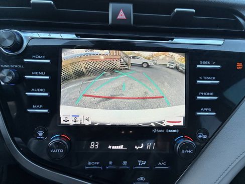 Used 2019 Toyota Camry XSE image 17