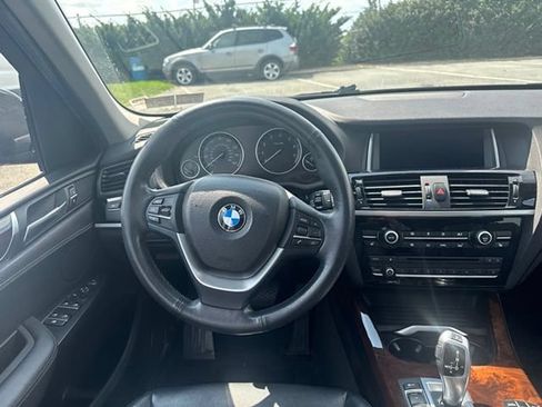 Used 2017 BMW X3 xDrive28i AWD/4WD image 19