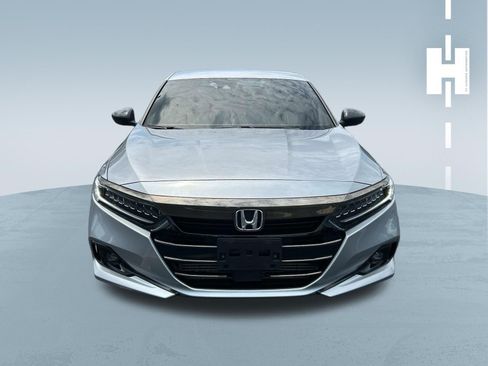 Used 2022 Honda Accord Sport image 2