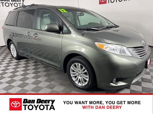 Used 2012 Toyota Sienna XLE image 1