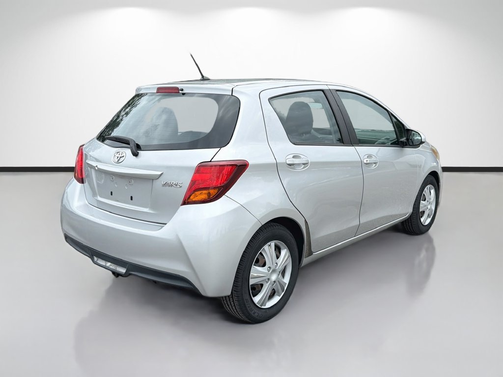 Used 2017 Toyota Yaris L FWD image 3