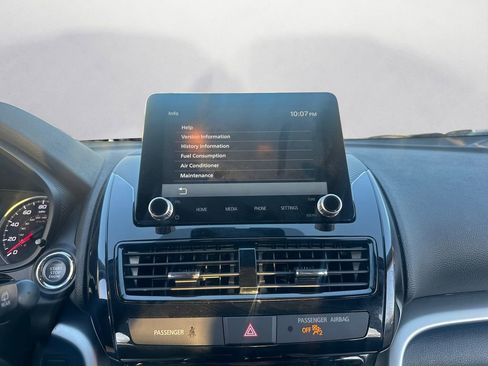 Used 2025 Mitsubishi Eclipse Cross LE image 17