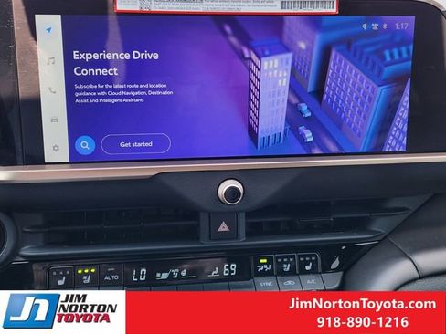 Used 2026 Toyota Crown AWD/4WD image 18