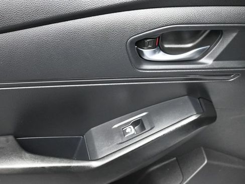 Used 2023 Honda Accord EX image 13