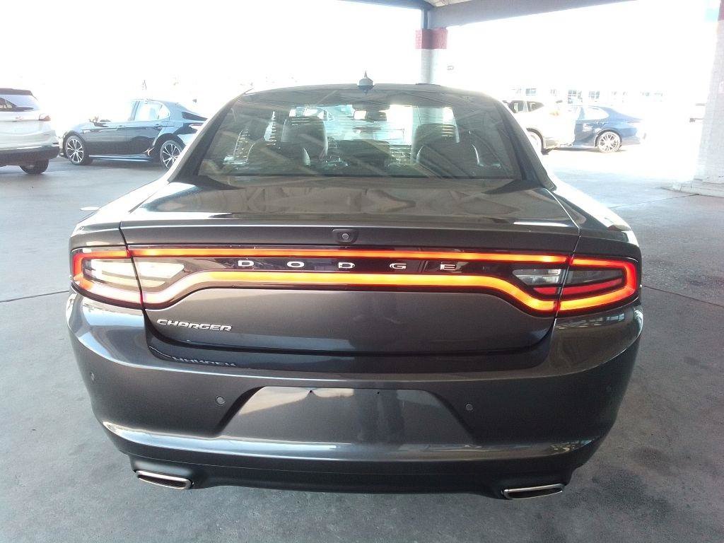 Used 2022 Dodge Charger SXT w/ Plus Group RWD image 6