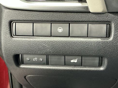 Used 2023 Nissan Rogue SL w/ SL Premium Package image 22