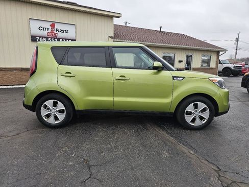 Used 2015 Kia Soul FWD image 30