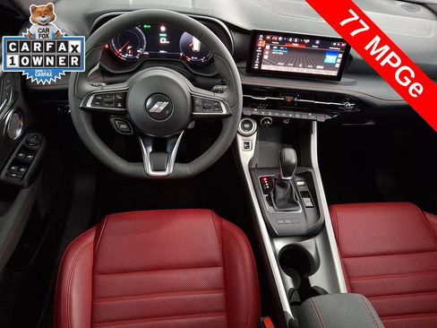 Used 2024 Dodge Hornet R/T Plus w/ R/T Blacktop Package AWD/4WD image 11