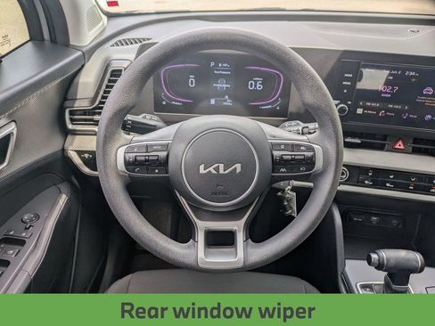 Used 2025 Kia Sportage LX FWD image 32