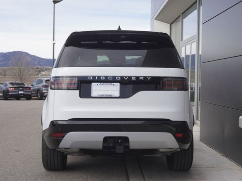 New 2026 Land Rover Discovery Limited Edition image 6