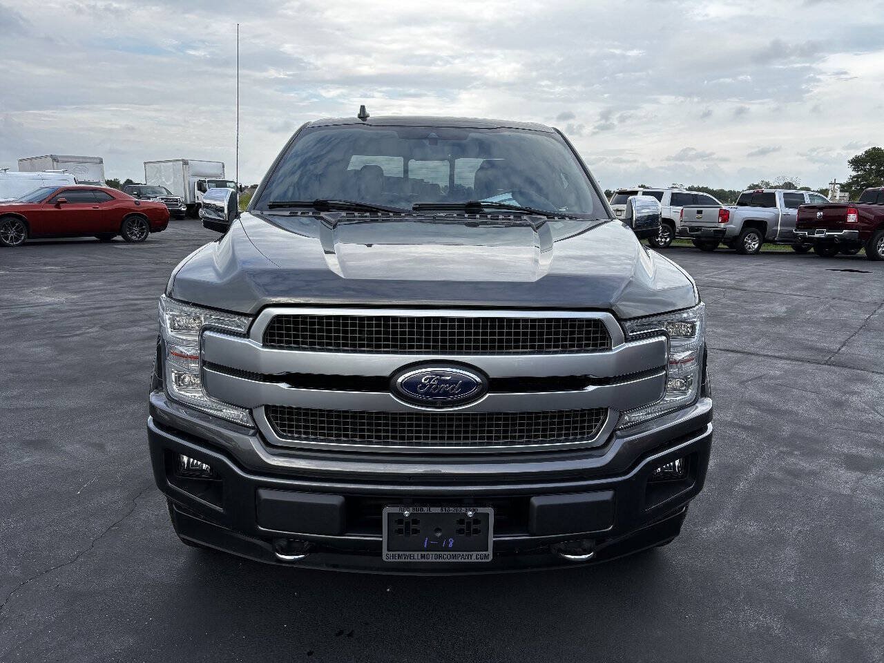 Used 2018 Ford F150 Platinum w/ Equipment Group 701A Luxury AWD/4WD image 9