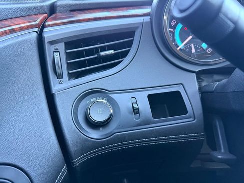 Used 2013 Buick LaCrosse Leather w/ Entertainment Package image 21