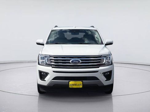 Used 2020 Ford Expedition XLT w/ Equipment Group 202A RWD image 3