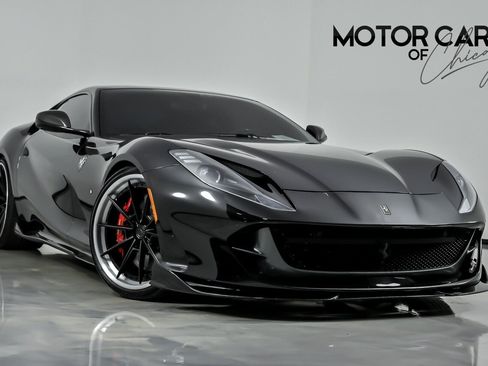 Used 2019 Ferrari 812 Superfast image 1