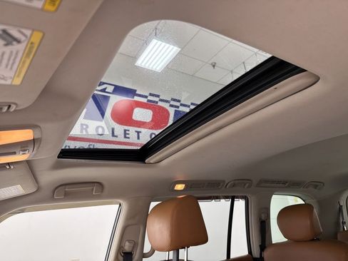 Used 2017 Nissan Armada Platinum w/ Captain Seat Package image 23