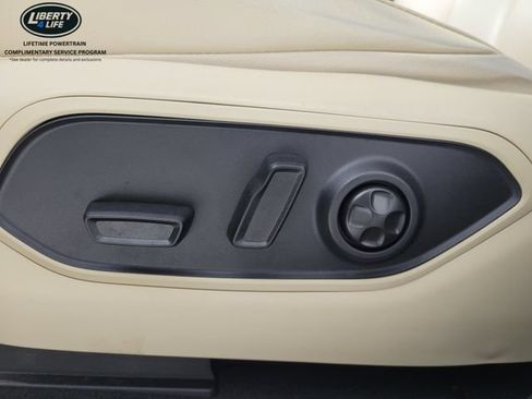 Used 2024 Jeep Grand Cherokee Limited AWD/4WD image 14