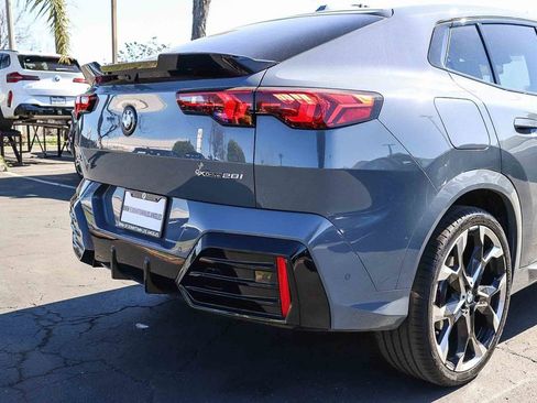 Used 2025 BMW X2 xDrive28i w/ M Sport Package image 9