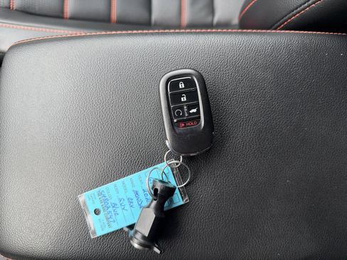 Used 2025 Honda CR-V Sport-L image 10