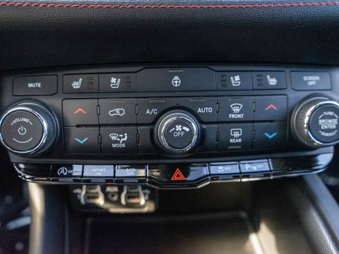 Used 2024 Dodge Durango GT image 20