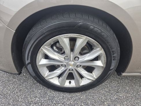 Used 2023 Chevrolet Malibu LT image 27