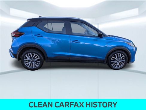 Used 2023 Nissan Kicks SV image 8