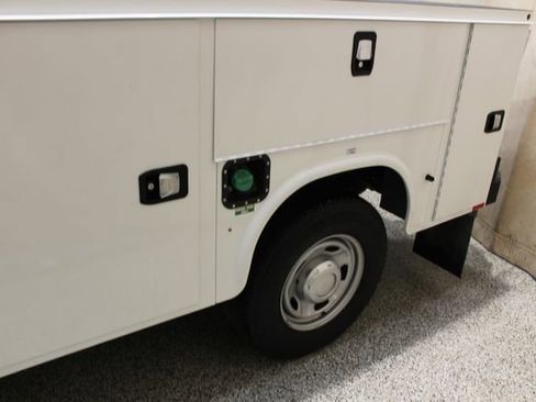 Used 2020 Ford F250 XL w/ Power Equipment Group image 6