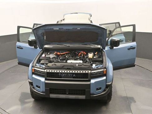 Used 2025 Toyota Land Cruiser w/ Premium Package image 33