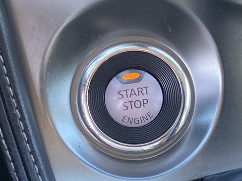 Used 2023 Nissan Maxima SV w/ Floor Mat Group FWD image 23