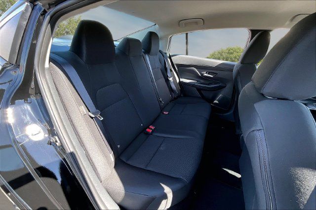 New 2027 Nissan Sentra S w/ Floor Mat Package FWD image 9