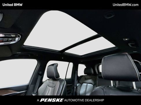 Used 2022 Jeep Grand Cherokee Summit w/ Adv Protech Group IV AWD/4WD image 19