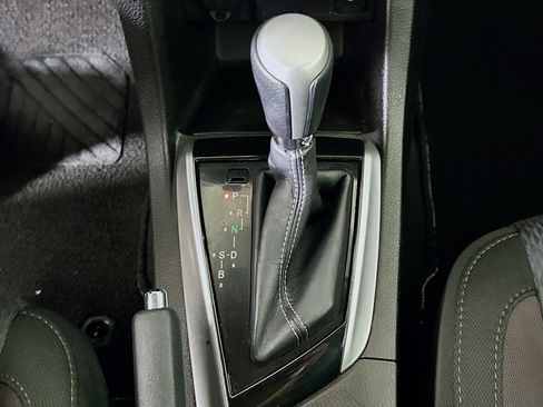 Used 2017 Toyota Corolla LE image 23