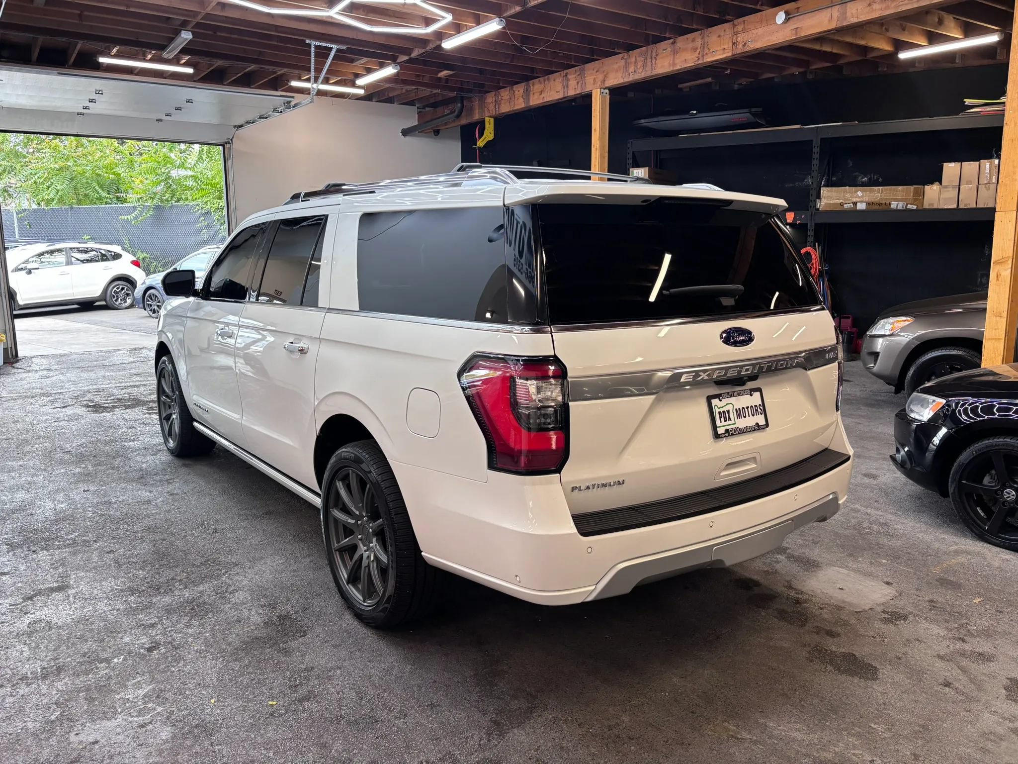 Used 2020 Ford Expedition Max Platinum AWD/4WD image 5