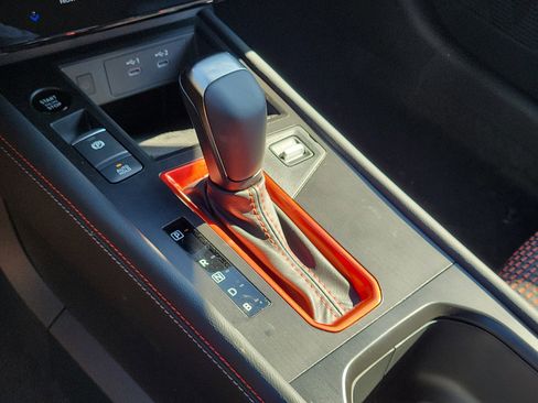 New 2026 Nissan Kicks SR image 19