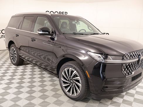 New 2026 Lincoln Navigator Black Label AWD/4WD image 1