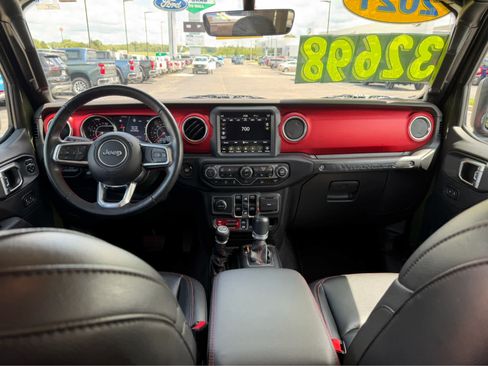 Used 2021 Jeep Wrangler Unlimited Rubicon AWD/4WD image 24