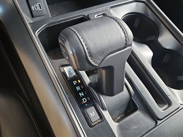 Used 2025 Ford F150 Lariat AWD/4WD image 12