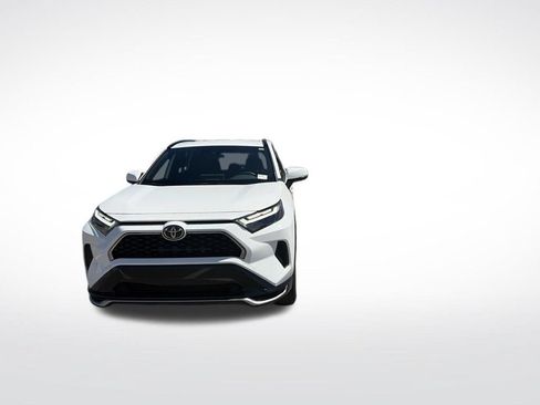 Used 2025 Toyota RAV4 SE AWD/4WD image 8