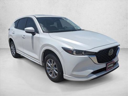 Used 2024 MAZDA CX-5 AWD 2.5 S w/ Preferred Package image 3