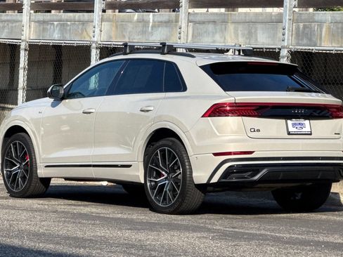 Used 2021 Audi Q8 Premium Plus AWD/4WD image 7