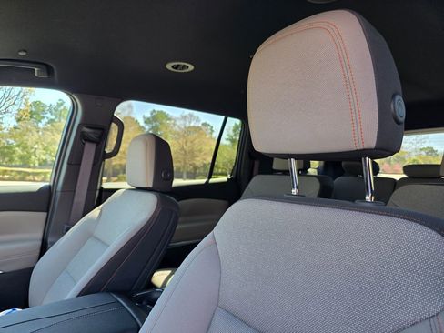 Certified 2024 Chevrolet Traverse LT image 13