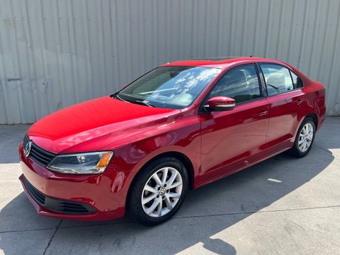 Used 2012 Volkswagen Jetta SE FWD image 6