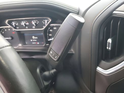 Used 2021 GMC Sierra 2500 AT4 image 35