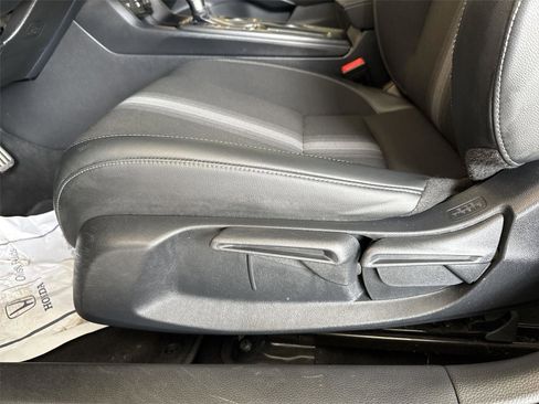 Used 2023 Honda Civic Sport image 14